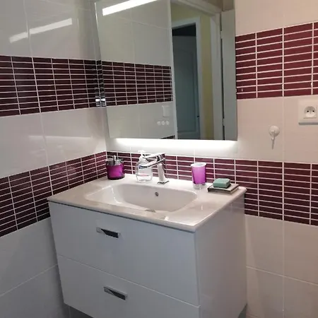 Chez Christiane Et Gerard 오르테즈