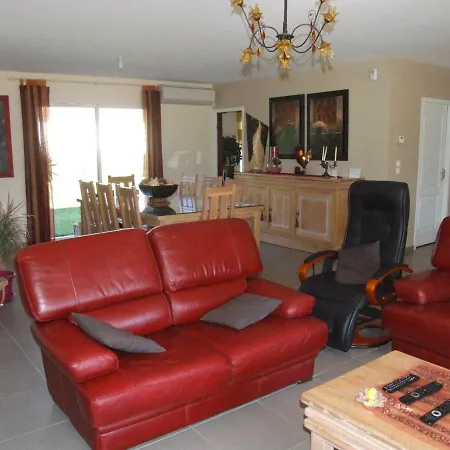 Chez Christiane Et Gerard 오르테즈