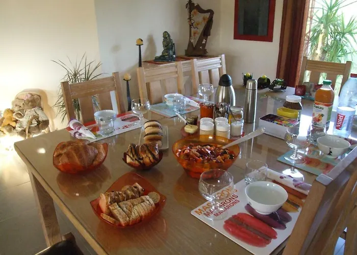 Chez Christiane Et Gerard Alojamento de Acomodação e Pequeno-almoço 3*